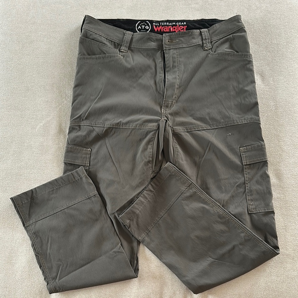 Wrangler Men's Gray Cargo Pants